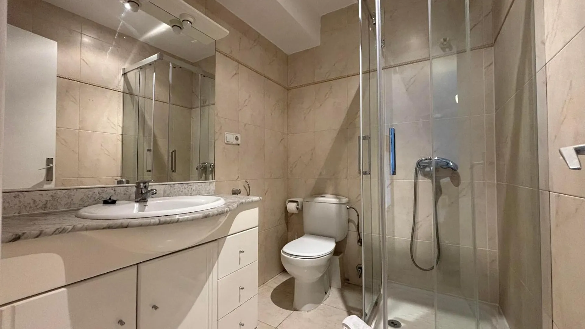 Apartamentos Santa Rosa Palmyra Salou 0*,  Spanyolország